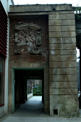 Pałac Hatzfeldów - BWA Awangarda