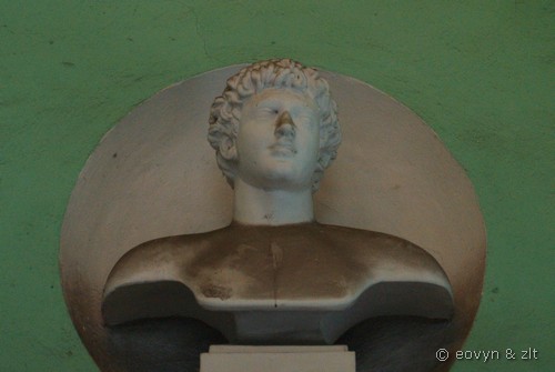 Pałac Hatzfeldów - BWA Awangarda