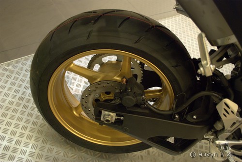 Renoma z motoryzowana