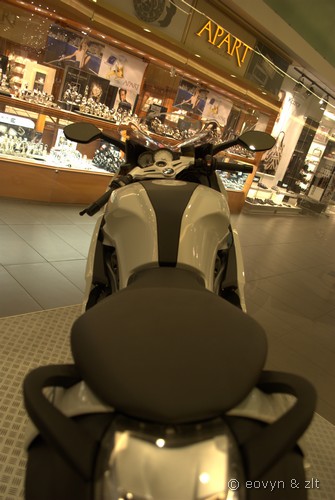 Renoma z motoryzowana